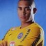 Jogador Douglas Pires